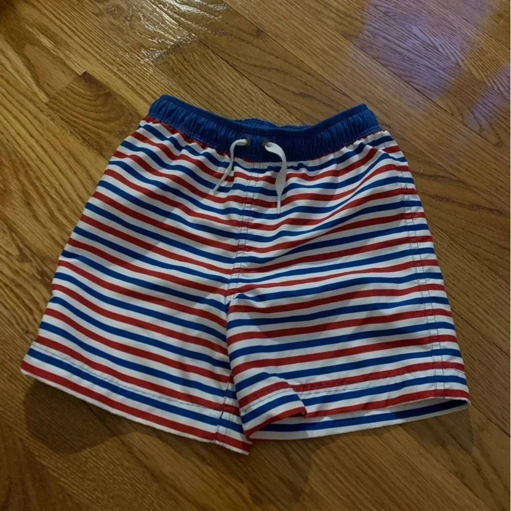 Hanna Andersson Sunblock Swim Trunks in Red White and Blue Stripes Size 4 - Picture 4 of 5
